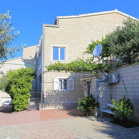 Apartments By The Sea Duce, Omis - 2737 外观 照片
